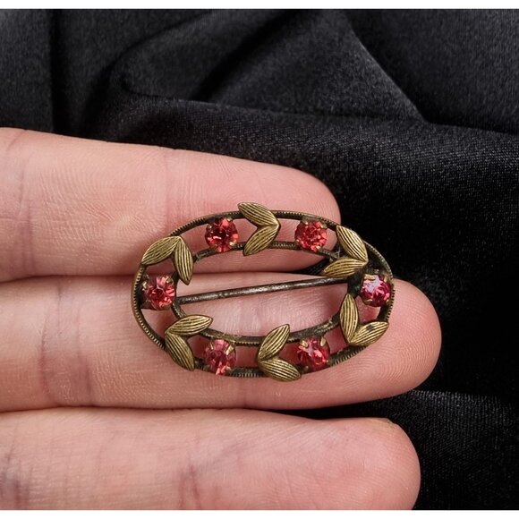 Antique Early 20th Century Oval Gold-Tone Brooch With Pink Rhinestone Floral Mot - Picture 4 of 5